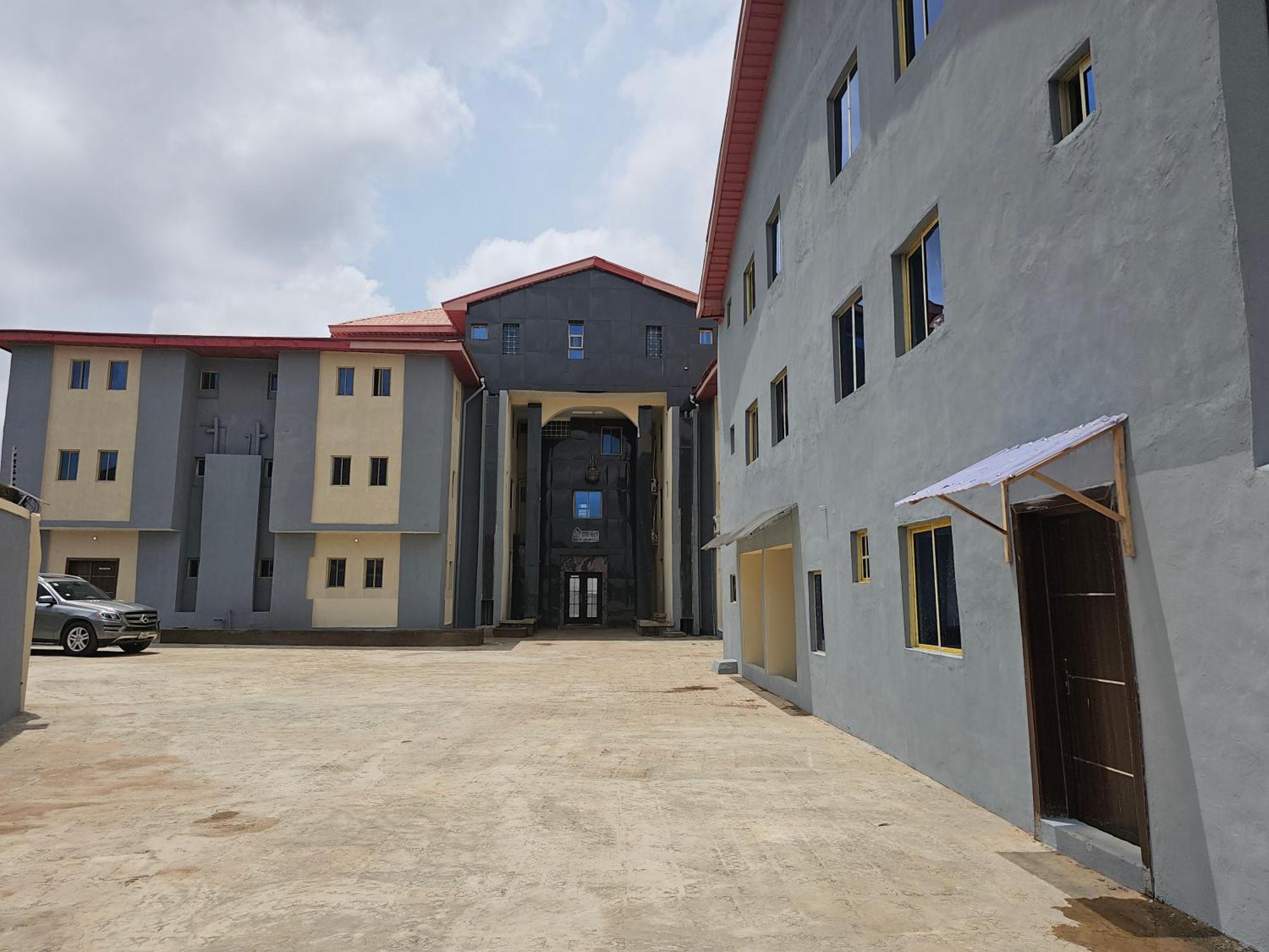 Bmh Hotel & Suites Ibadán Exterior foto